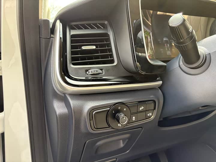 Фото 7 - GAC Trumpchi M8