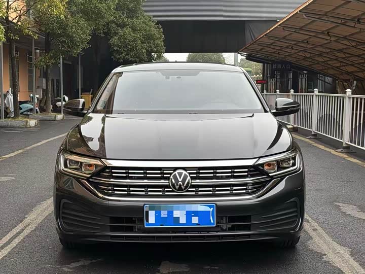 Фото 3 - Volkswagen Sagitar L