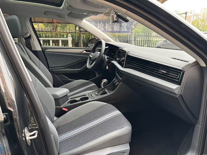 Фото 7 - Volkswagen Sagitar L