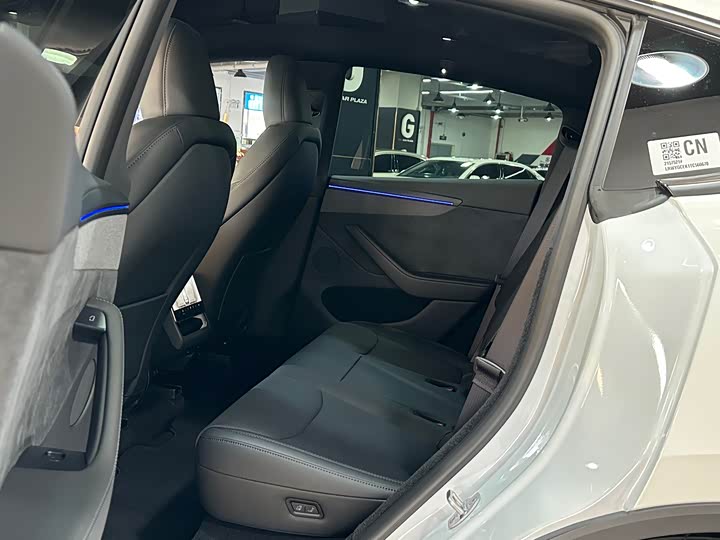 Фото 9 - Tesla Model Y