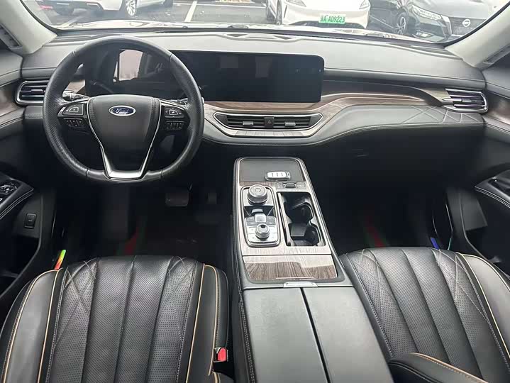 Фото 7 - Ford Equator