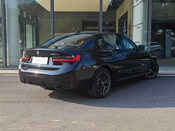 Фото 5 - BMW 3 Series