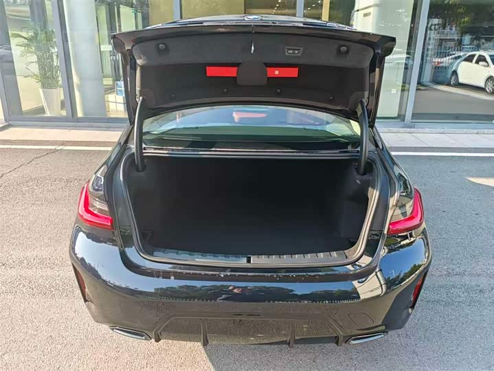 Фото 7 - BMW 3 Series