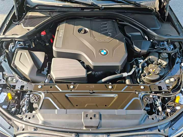 Фото 8 - BMW 3 Series