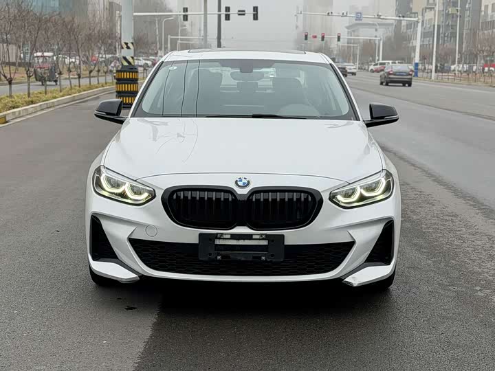 Фото 2 - BMW 1 Series