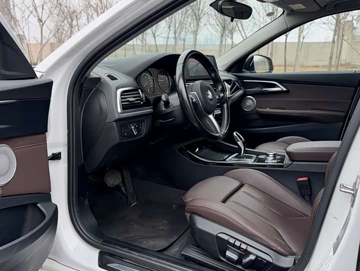 Фото 4 - BMW 1 Series