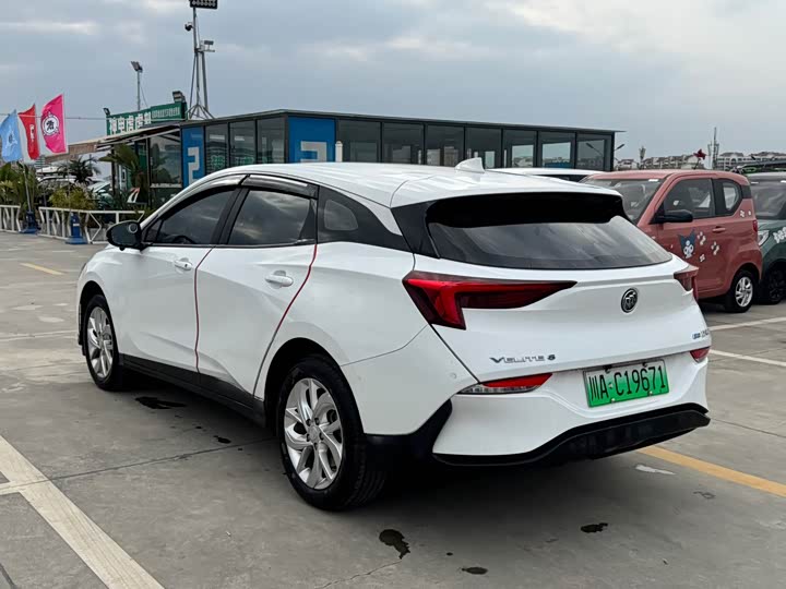 Фото 3 - Buick Velite 6