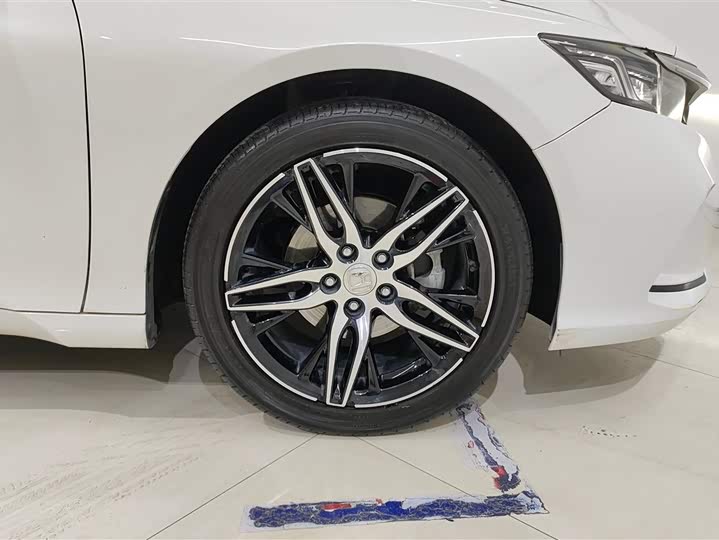 Фото 6 - Honda Inspire