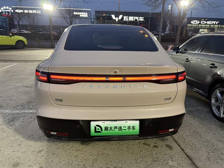 Photo 8 - Leapmotor B01