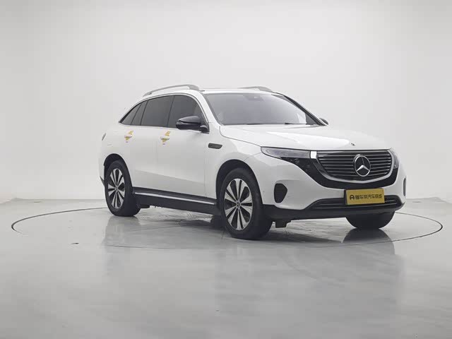 Фото 3 - Mercedes-Benz EQC
