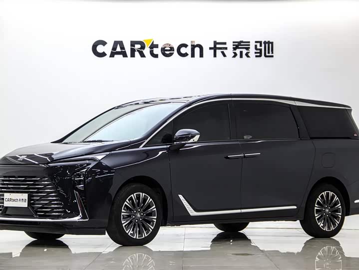 Фото 1 - Buick GL8 ES