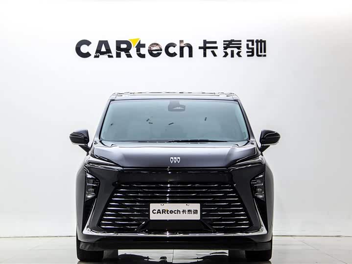 Фото 2 - Buick GL8 ES