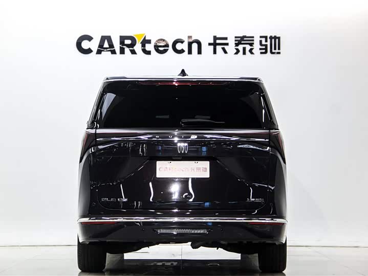 Фото 5 - Buick GL8 ES