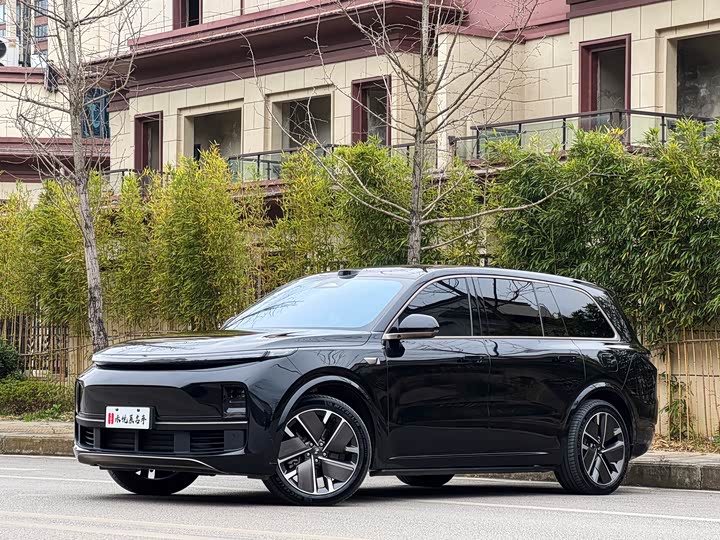 Фото 1 - LiXiang L9