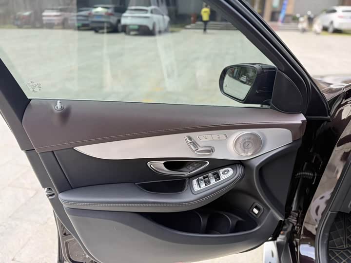 Фото 4 - Mercedes-Benz GLC-Class