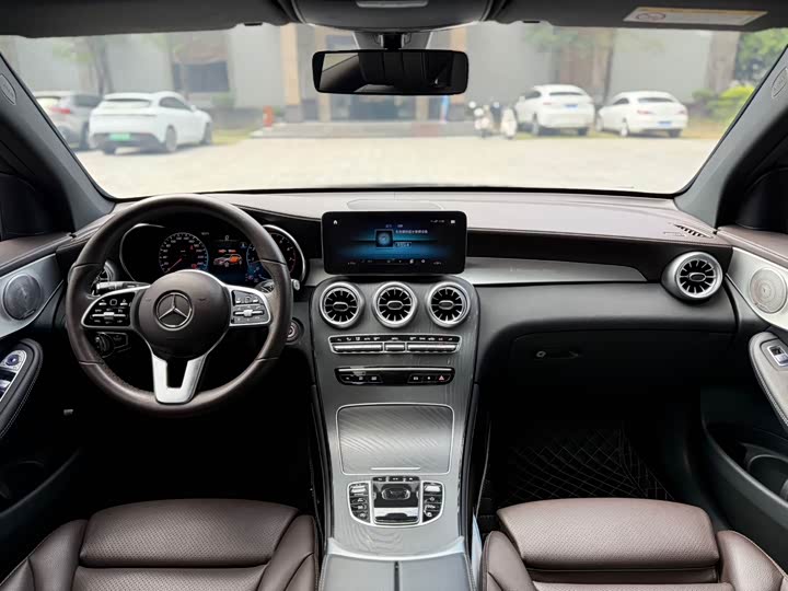 Фото 8 - Mercedes-Benz GLC-Class