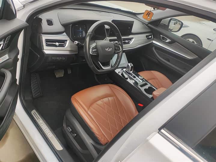 Фото 9 - Chery Tiggo 8