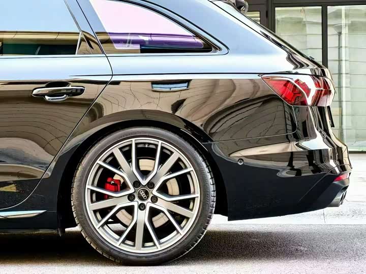 Фото 6 - Audi S4