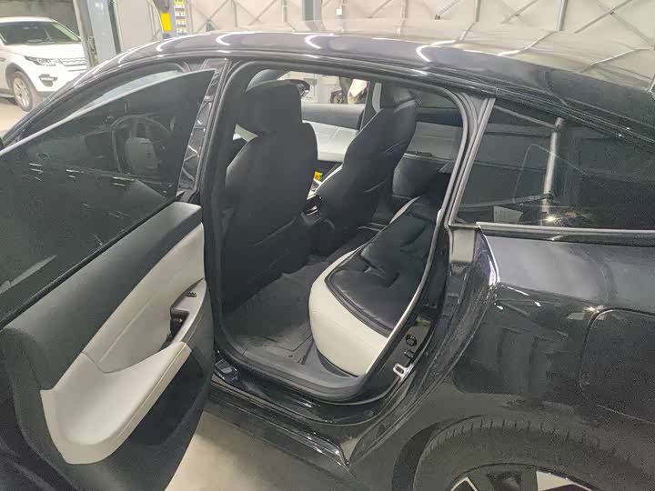 Фото 4 - Dongfeng Yipai eπ 007