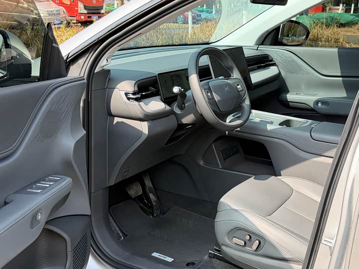 Фото 8 - XPeng G6