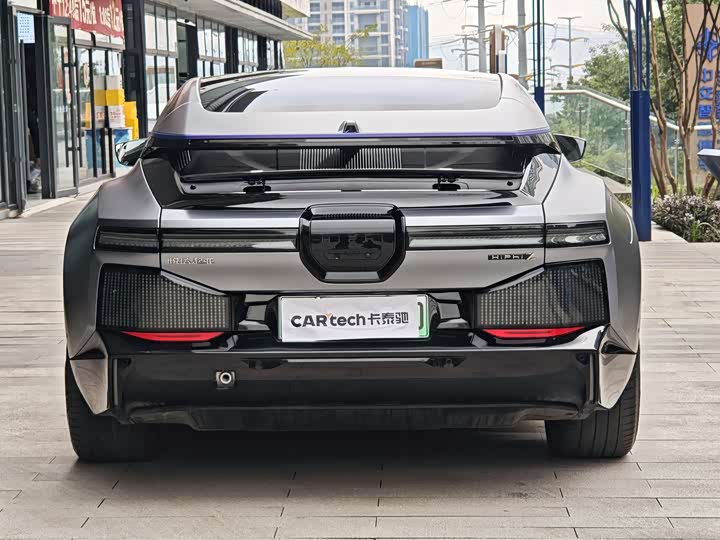 Фото 4 - HiPhi Z