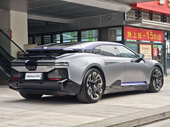 Фото 5 - HiPhi Z