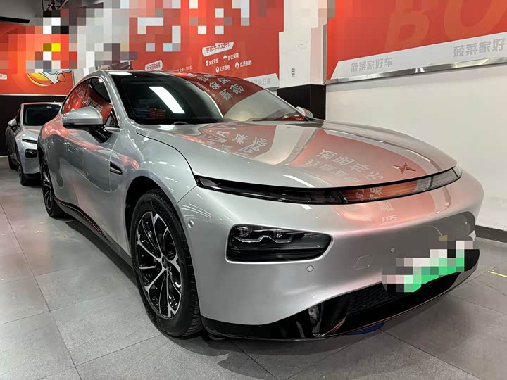 Фото 3 - XPeng P7