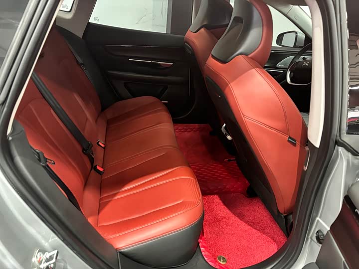 Фото 9 - XPeng P7