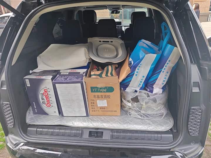 Фото 4 - Land Rover Discovery