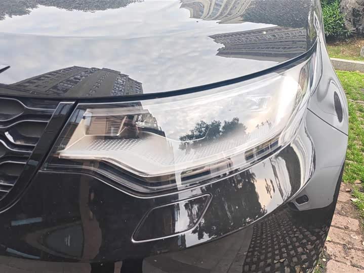 Фото 5 - Land Rover Discovery