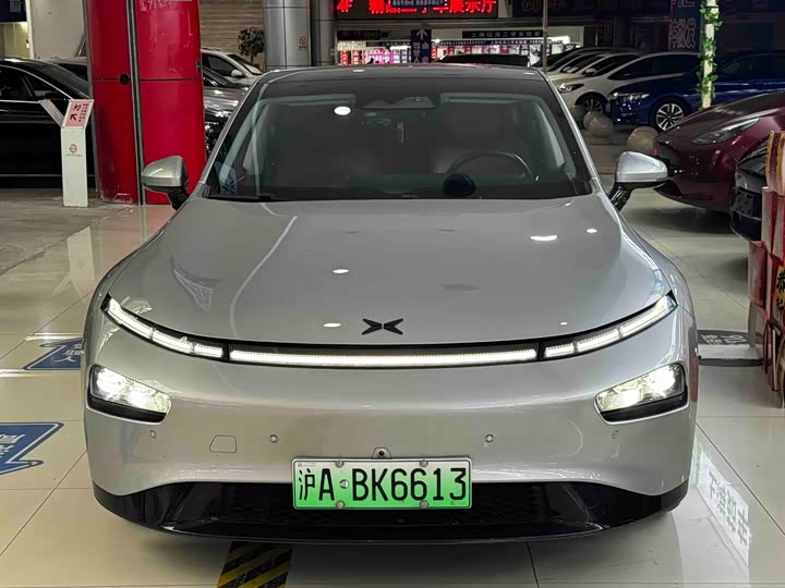 Фото 2 - XPeng P7