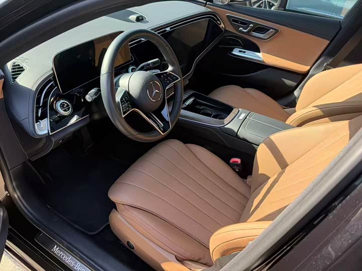 Фото 2 - Mercedes-Benz E-Class Hybrid