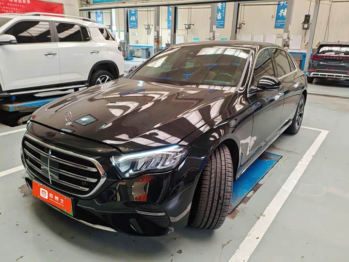 Фото 5 - Mercedes-Benz E-Class Hybrid