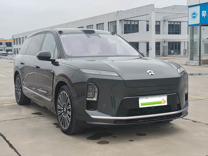 Фото 1 - Nio ES8