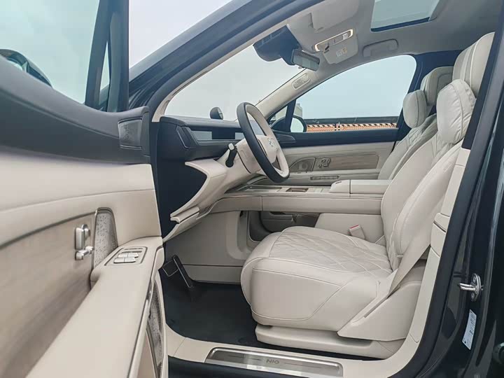 Фото 3 - Nio ES8