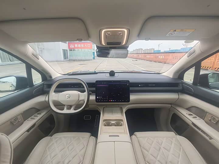 Фото 5 - Nio ES8