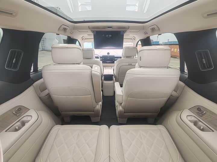 Фото 8 - Nio ES8