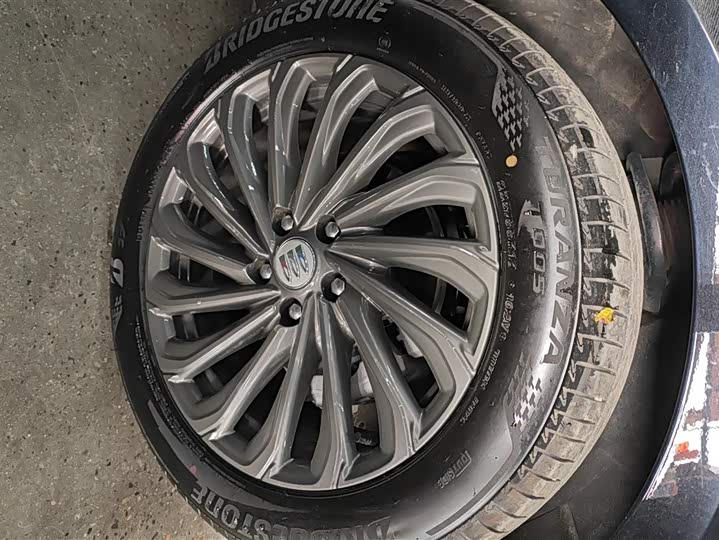 Фото 6 - Buick LaCrosse