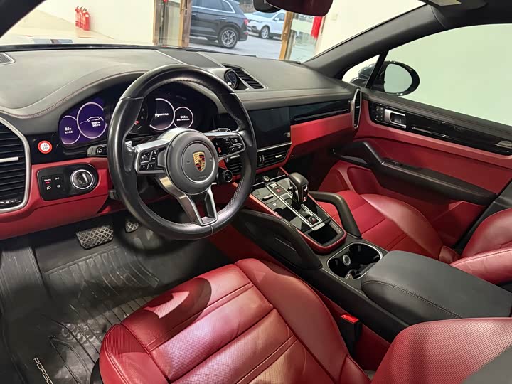 Фото 7 - Porsche Cayenne Hybrid