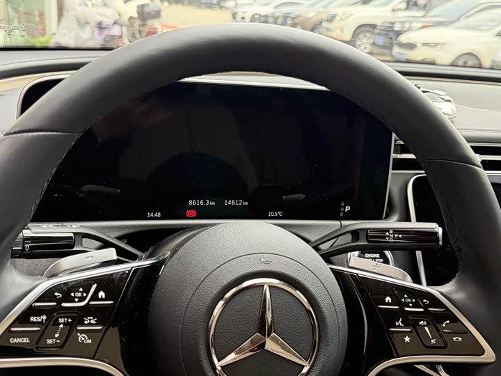 Фото 6 - Mercedes-Benz E-Class