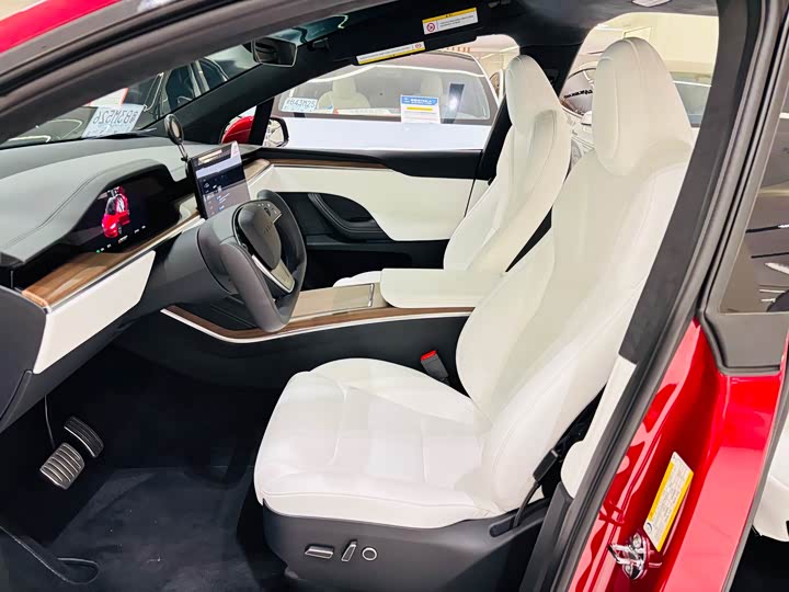 Фото 5 - Tesla Model X