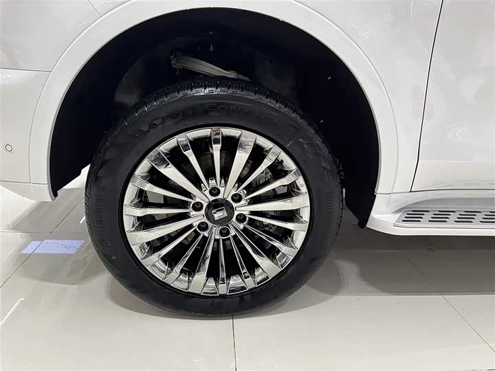 Фото 5 - Tank 500 Hybrid