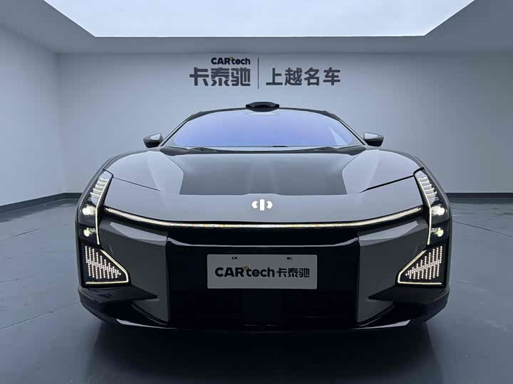 Фото 2 - HiPhi Z