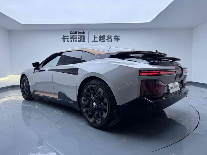 Фото 5 - HiPhi Z