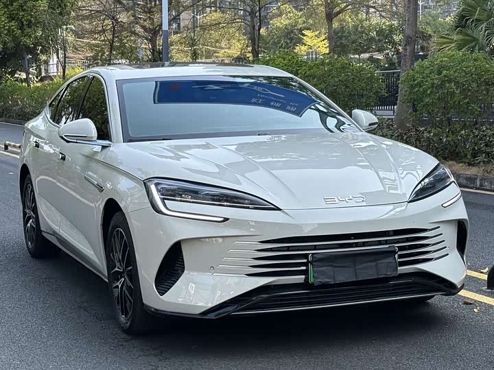 Photo 3 - BYD Seal 07 DM-i Hybrid