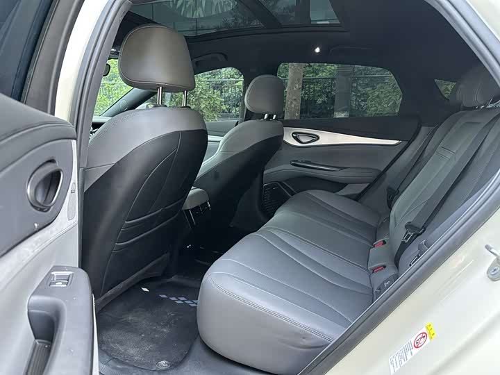 Photo 5 - BYD Seal 07 DM-i Hybrid