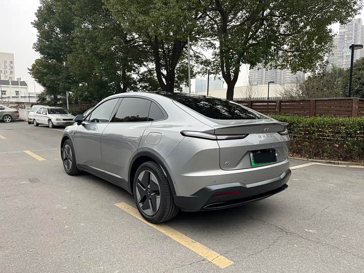 Фото 6 - Nio Onvo L60