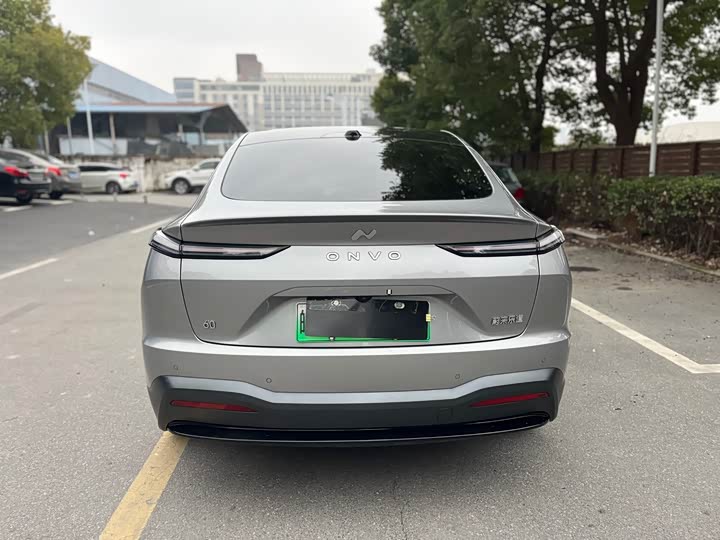 Фото 7 - Nio Onvo L60