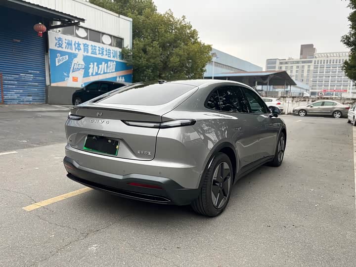 Фото 8 - Nio Onvo L60