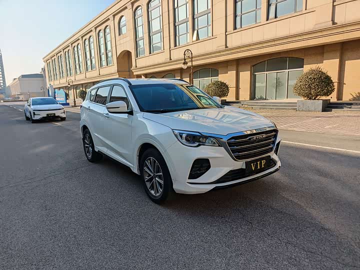 Фото 4 - Jetour X70